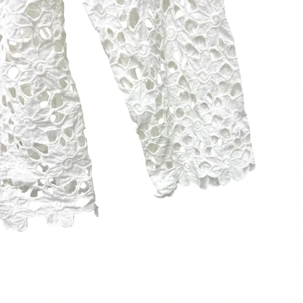 Vintage Lilly Pulitzer White Cotton Eyelet Lace Button Down Shirt Rose Buttons